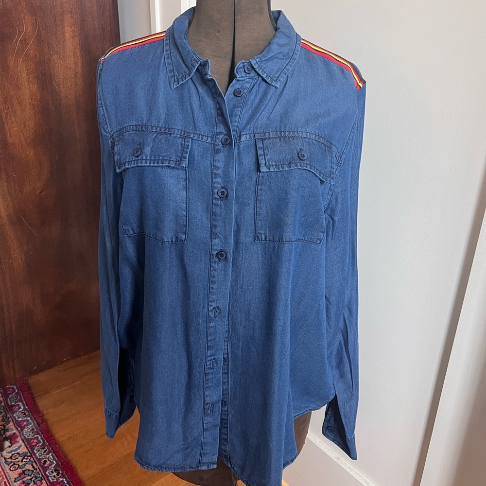 Unique Tencel button down from Velvet Heart